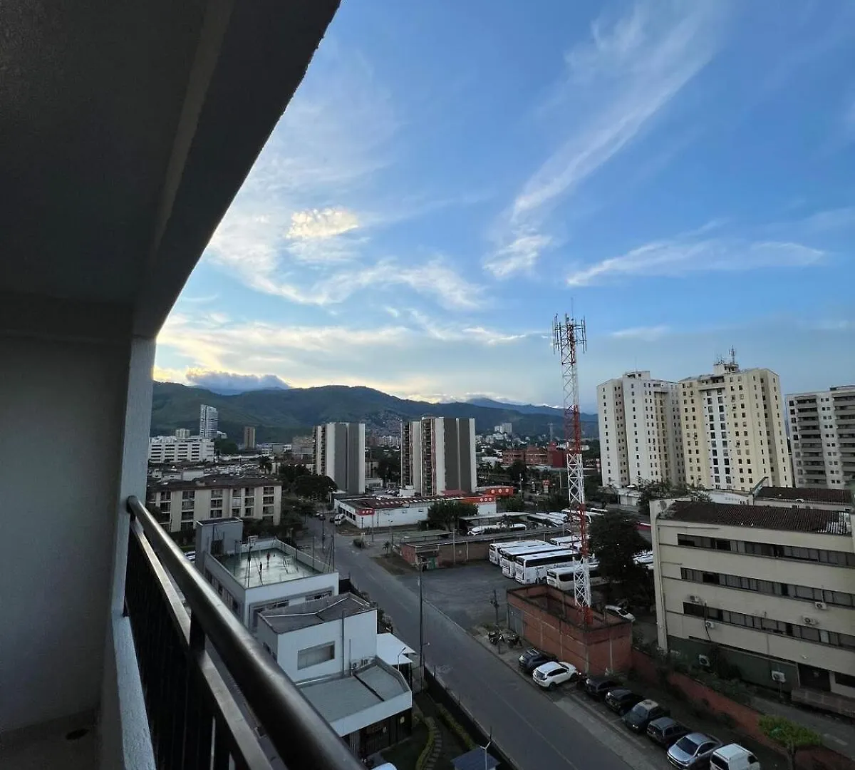 Apartment In Prados Del Norte Cali