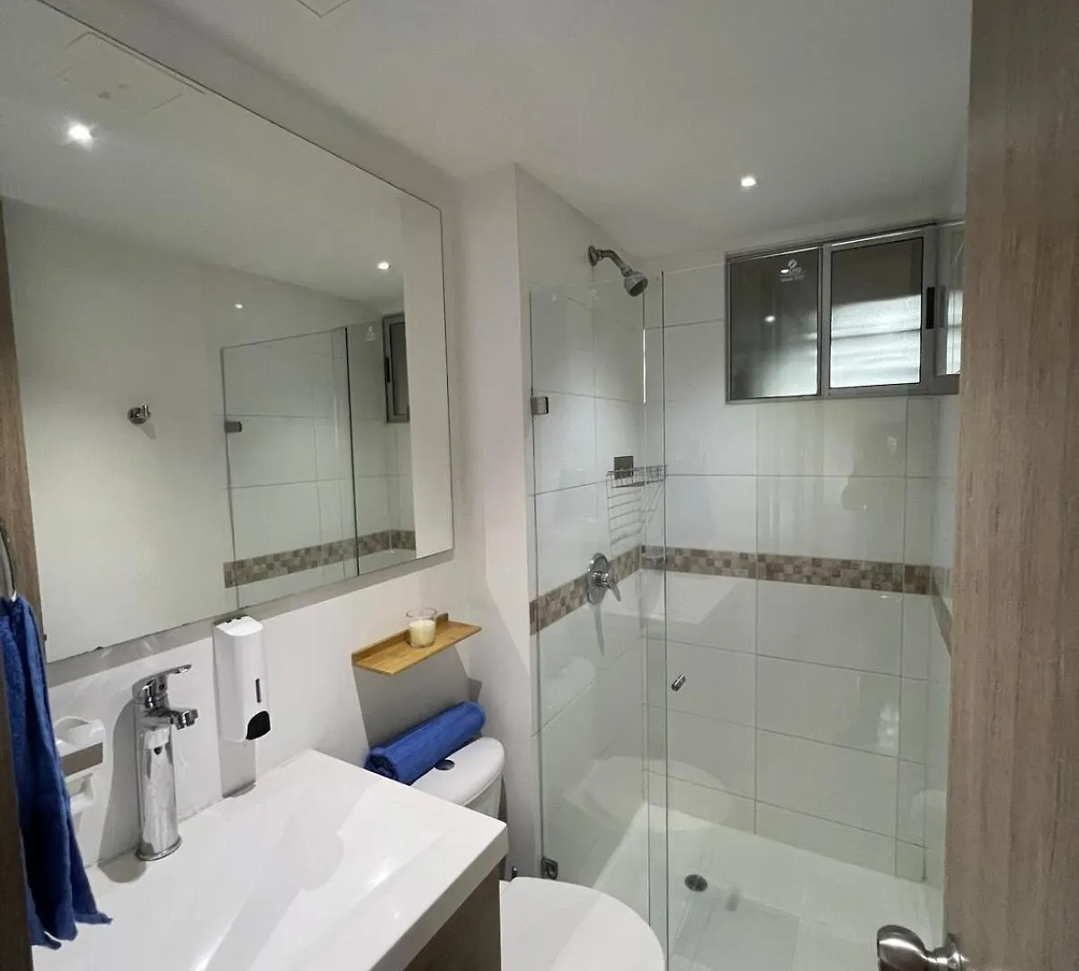 Apartment In Prados Del Norte Cali